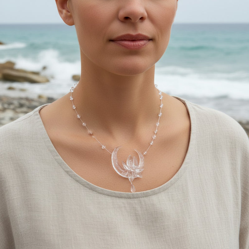 Elven Dew Necklace – Crescent