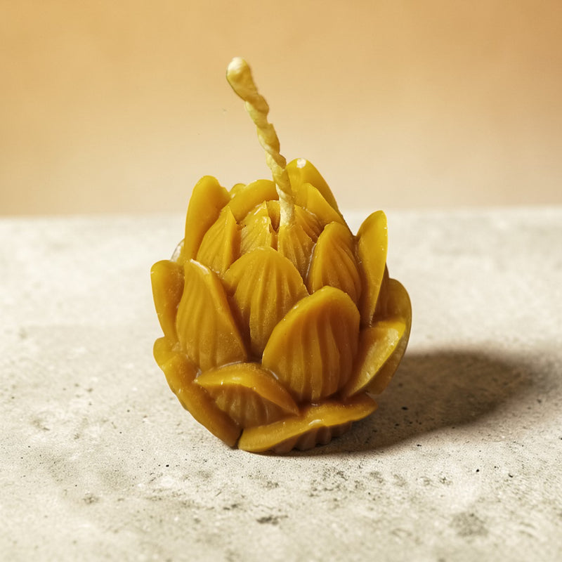 Beeswax Candle Lotus